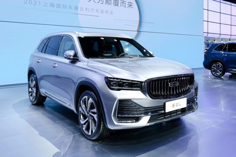 Кросс Geely с начинкой Volvo, обещанный и РФ: самый дорогой в гамме, но дешевле Tiguan и RAV4