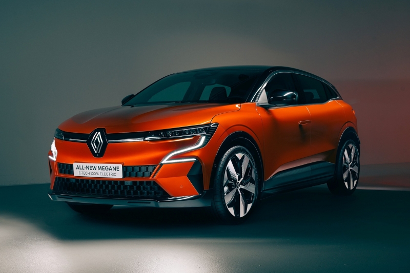 Renault Megane E-Tech Electric: тонкая батарея, скромный запас хода, похож на кроссовер