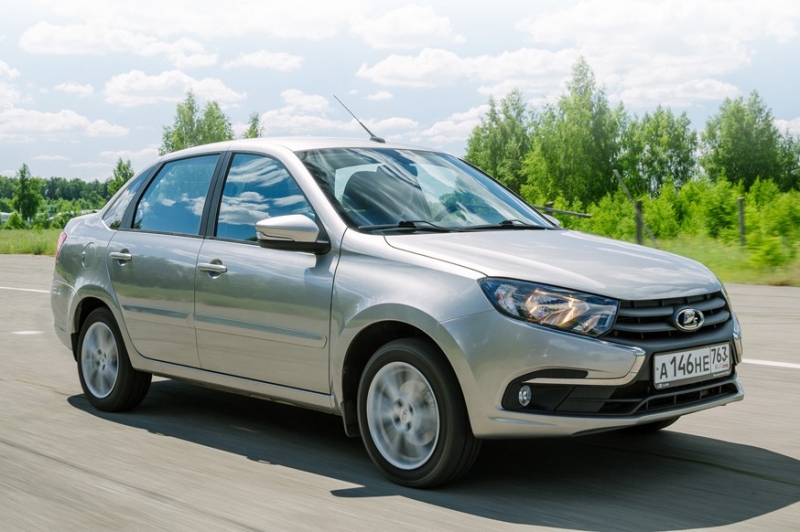 АВТОВАЗ вернул Lada Granta подушки безопасности. Цена известна