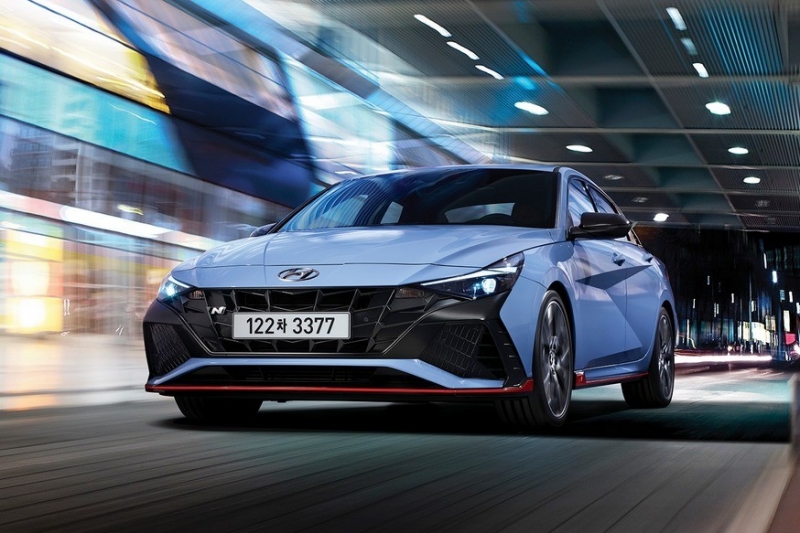 «Горячий» 280-сильный седан Hyundai Elantra N предложен с двумя коробками на выбор